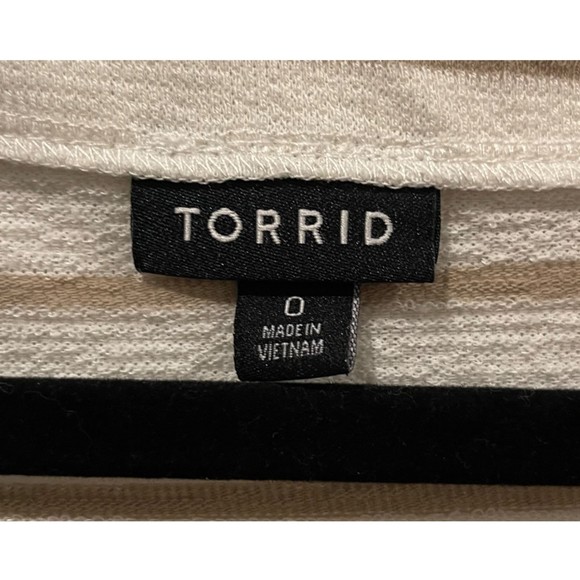 TORRID Stripe Button Ivory Taupe Sleeveless Blouse - Picture 2 of 3